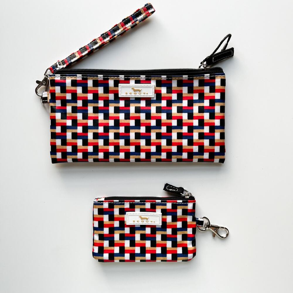 Scout Red, Navy, White Geo-Print Wristlet Set